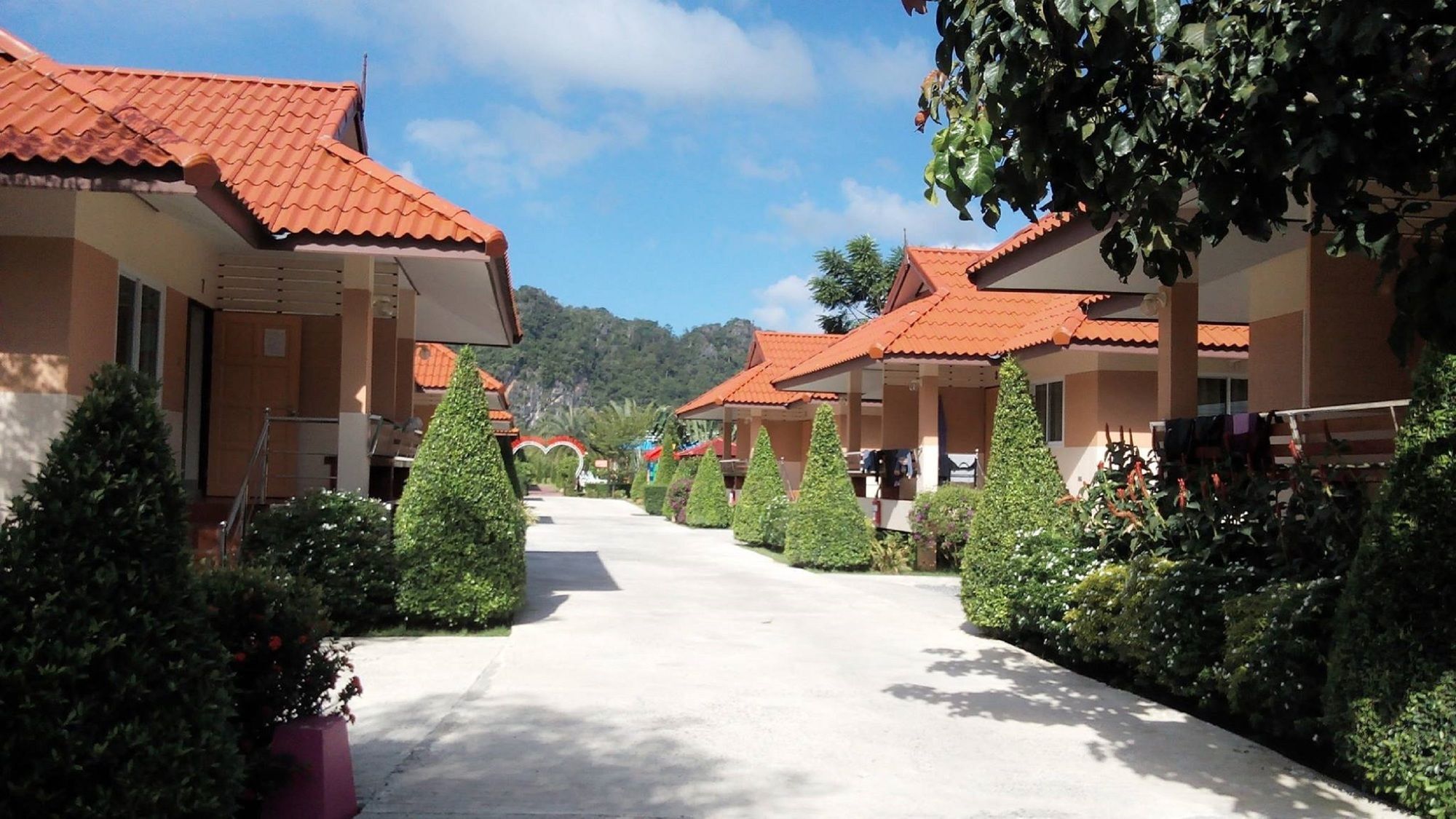 Naris Phuview Resort 沙敦 外观 照片